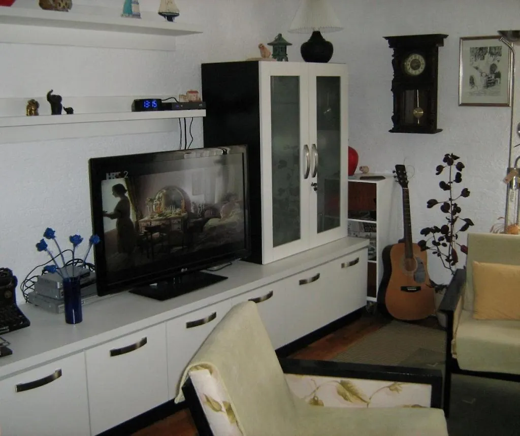 Studio Apartment In Novi Vinodolski With Terrace, Air Conditioning, Wifi 4208-2 0*,